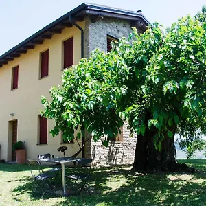 Il Castellazzo Alloggio per agriturismo